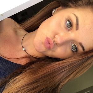 Meet your Posher, Lexi